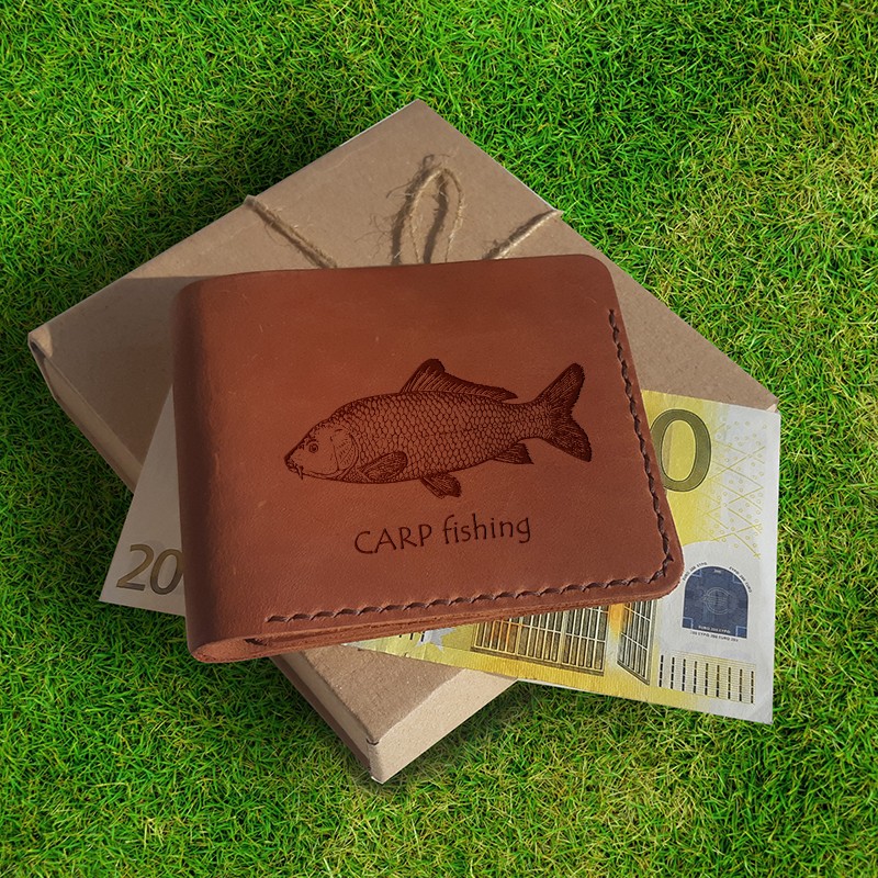 Carp Fishing Gifts ➤Handmade engraved leather wallet Gifts for