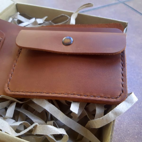 handmade leather wallet with coin pocket