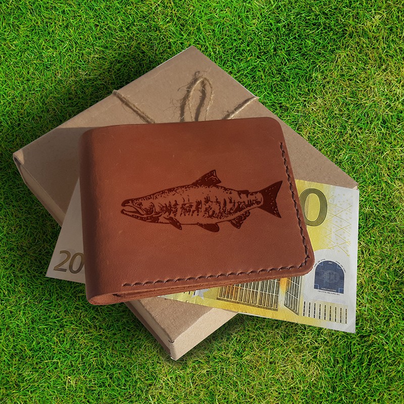 Salmon fishing gifts ➤➤➤ Handmade engraved leather wallet Salmon