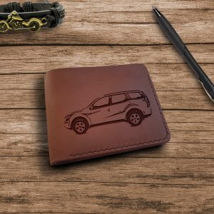 Portfel męski skórzany brązowy ręcznie robiony z grawerem „SUV” Prezent dla kierowcy, prezent dla posiadacza auta