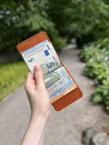 handmade wallet with money clip Зажимы для денег Купите качественные зажимы для денег из натуральной кожи ручной работы. Закажите  прямо сейчас. Действуют скидки до 30%.✔✔✔✔✔