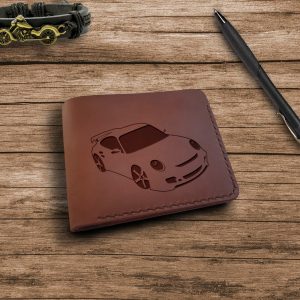 Brązowy skórzany męski portfel ręcznie robiony z grawerem "Samochód sportowy" Personalizowany prezent dla kierowcy