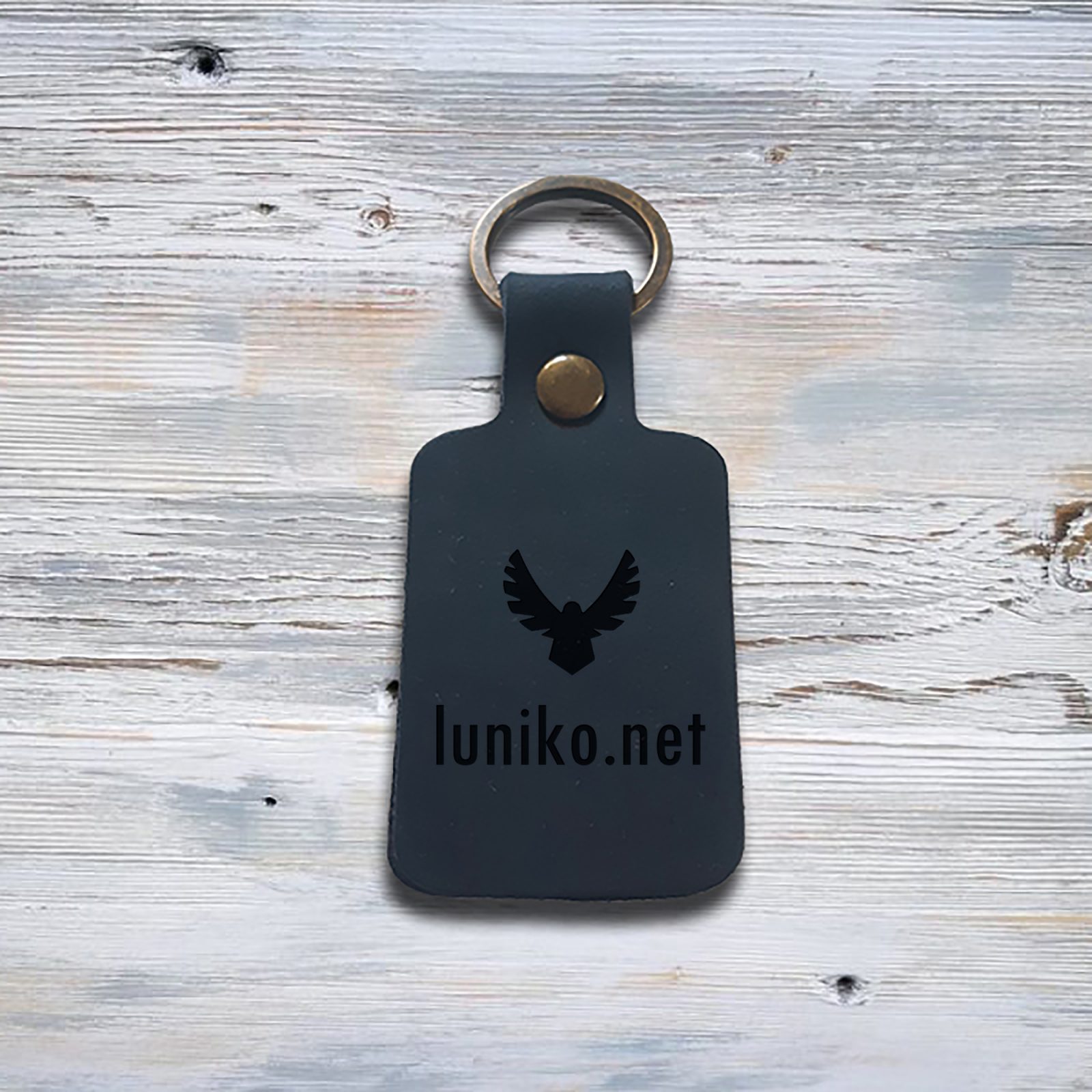 https://luniko.net/wp-content/uploads/2022/01/leather-keychain-with-personalization-rectangular-dark-blue-luniko-net.jpg