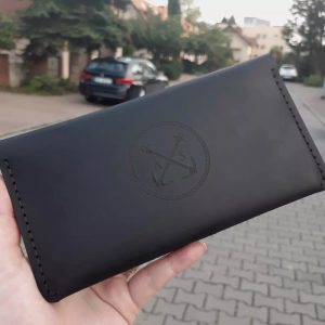 Custom Black Leather Wallet Handgemachte Schwarze Geldbörse – Portemonnaie aus Leder mit Gravur Brieftasche mit Persönlicher Gravur