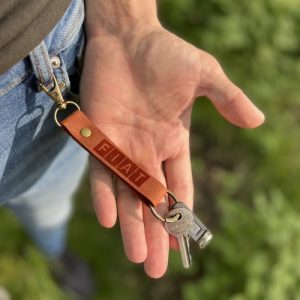 Personalized Fiat Keychain Leather Custom Engraved Car Logo Initial or Name Key Ring Carabiner Key Chain Car Key Holder Key Fob