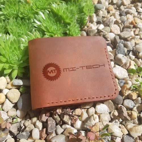  leather keychains, wallets, luggage tags, mouse pads, document covers with your company logo!
