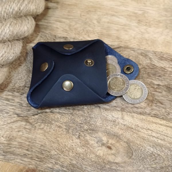 Personalised leather coins wallets with engraving. Custom leather coin pouchs. Handmade dark blue leather wallet for coins. Engraved small coin case