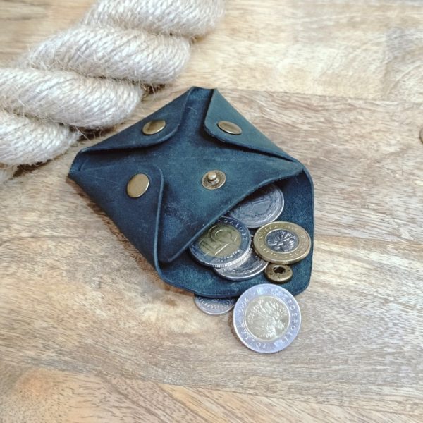 Personalised leather wallets for coins with engraving. Custom leather coin pouchs. Handmade dark green leather coin wallet. Engraved small coin case